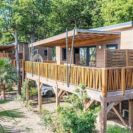Merendella Holiday park 4*